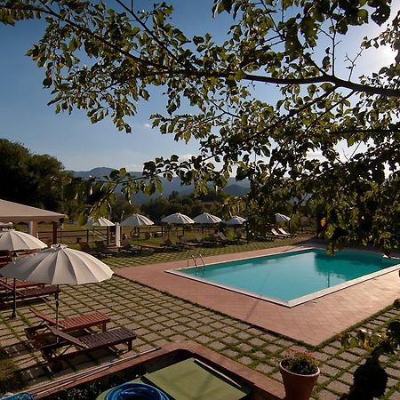 Вілла Complesso Agrituristico La Ciriola П'єділуко Екстер'єр фото